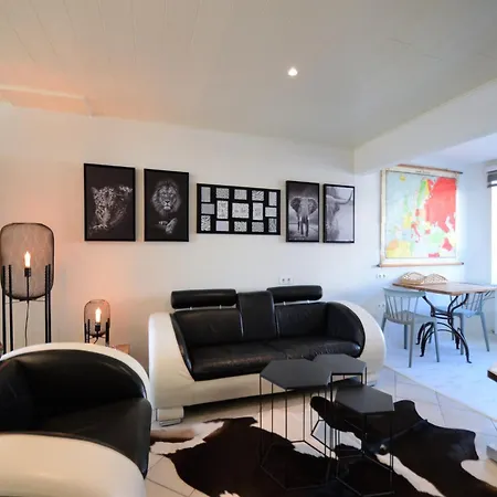 Hideaway With Tub Hébergement de vacances Rochehaut