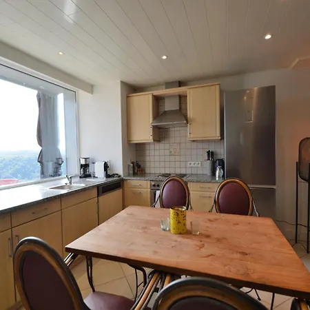 Hébergement de vacances Hideaway With Tub *